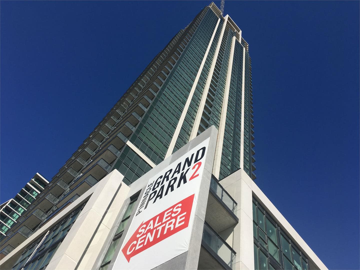 Pinnacle Grand Park 2 Condos - Image 4