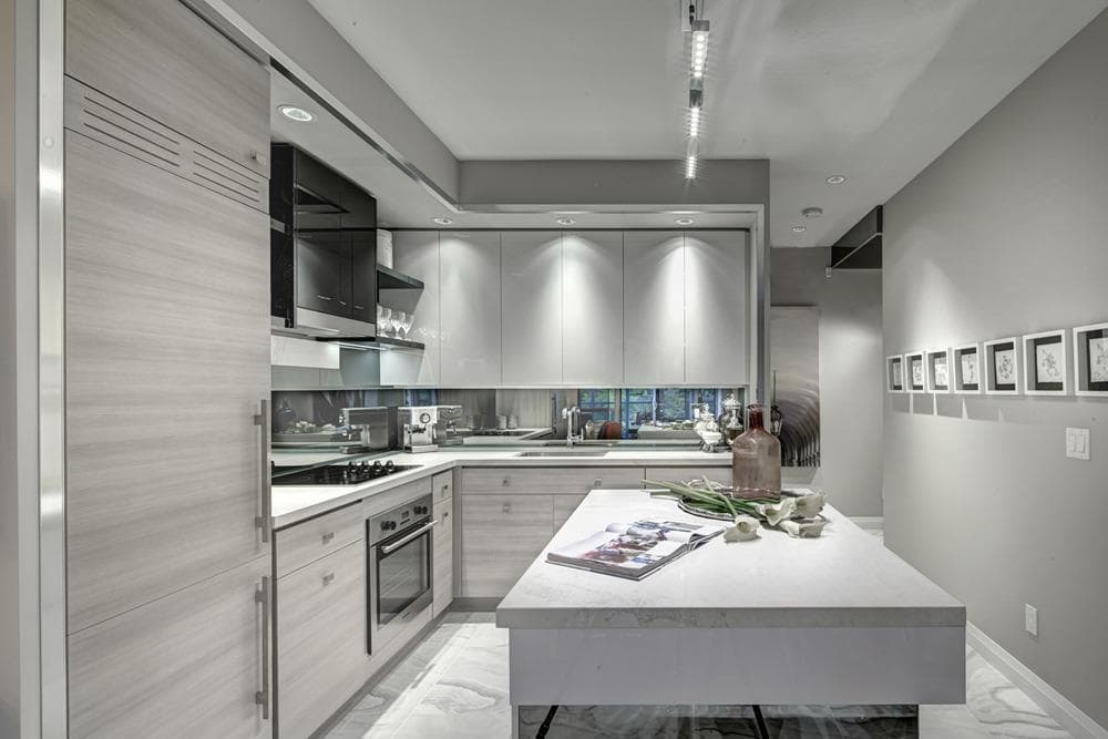 609 Avenue Road Condos - Image 12