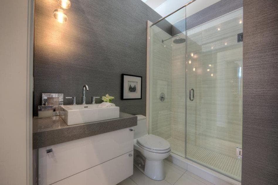 Jade Waterfront Condos - Image 11