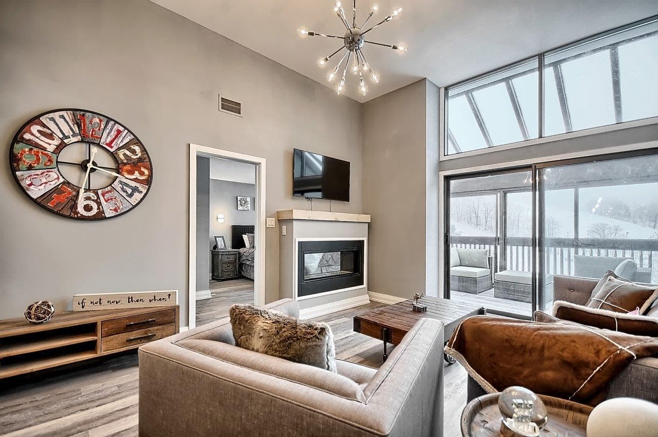 Slopeside Condos - Image 4