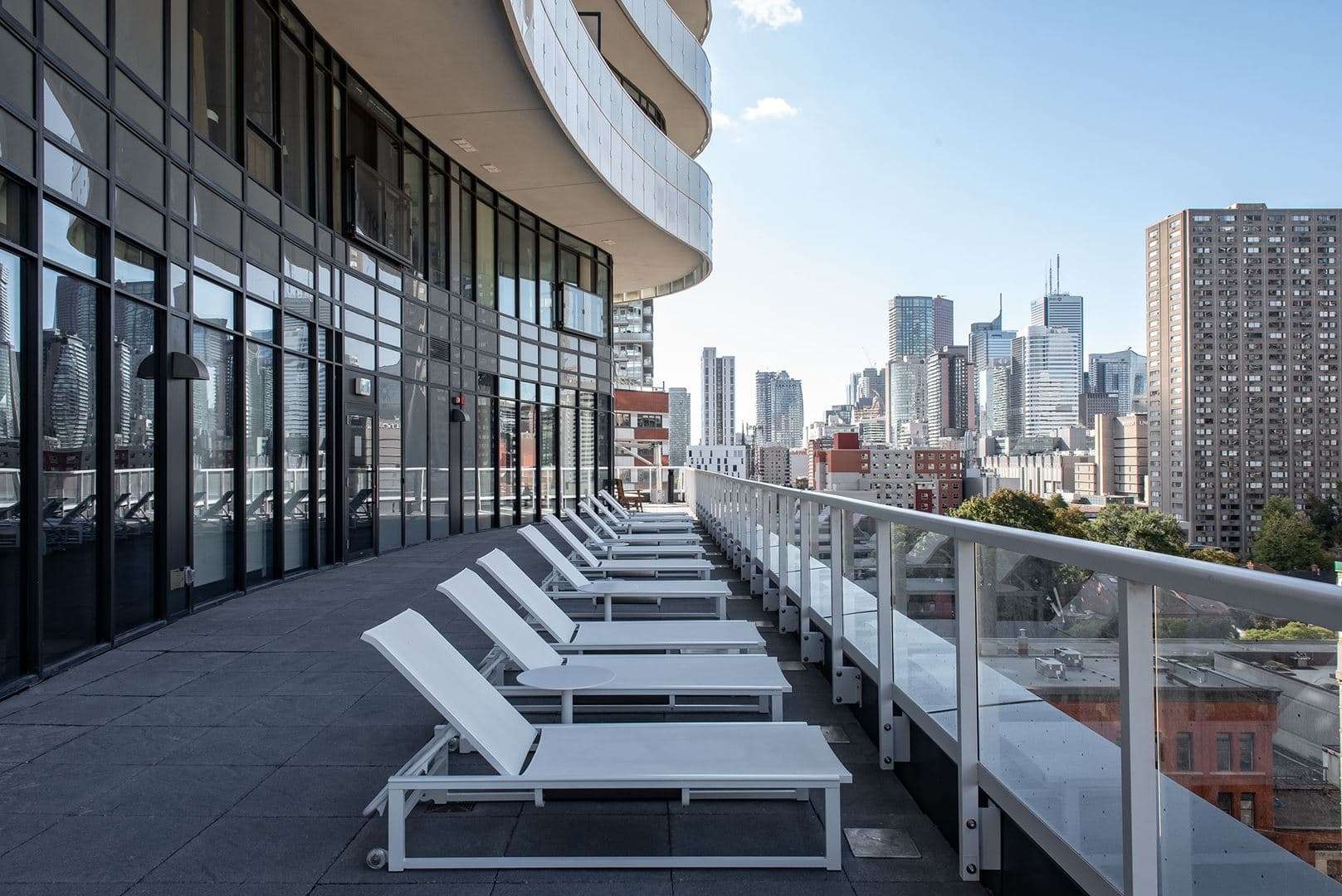 Stanley Condos - Image 14
