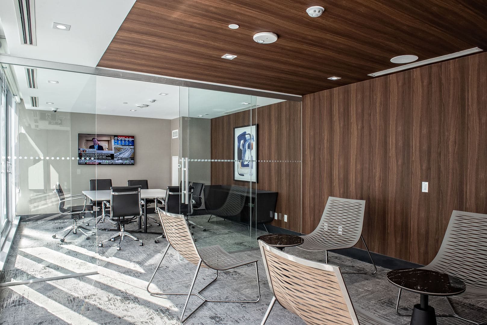 Stanley Condos - Image 18