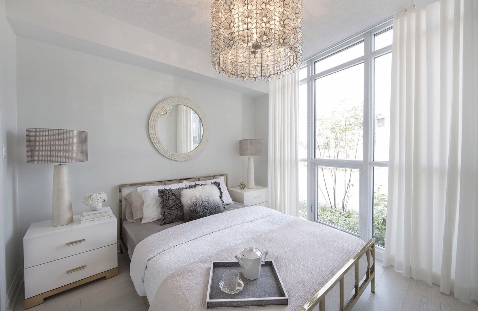 Valhalla Town Square - Image 12