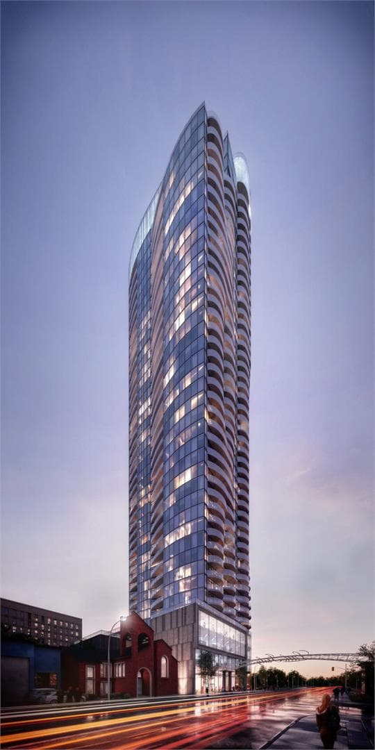 Claridge Icon Condos - Image 3