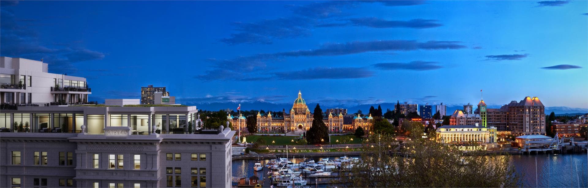 Customs House Condos - Image 2