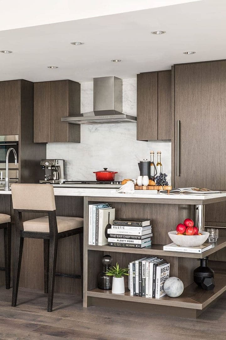 1335 Howe Condos - Image 6