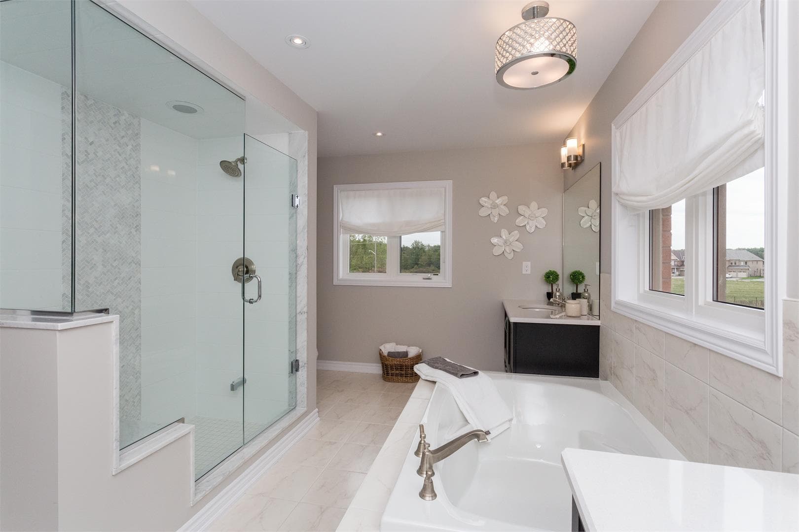 Empire Imagine Towns - Image 8