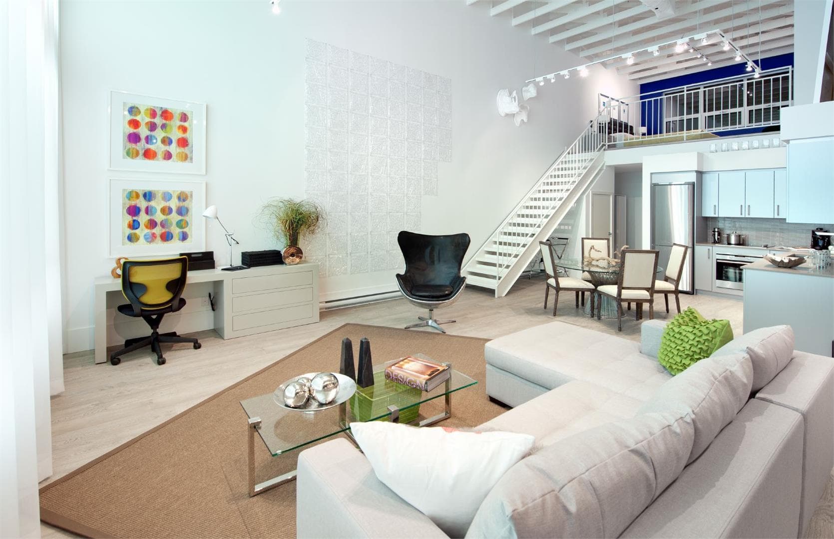 Le Peterson Condos - Image 11