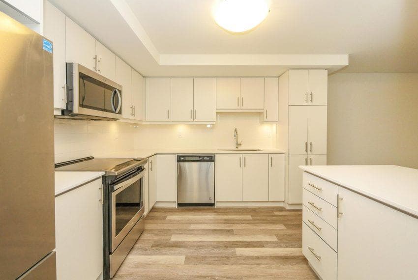 Pace On Main Condos - Image 11