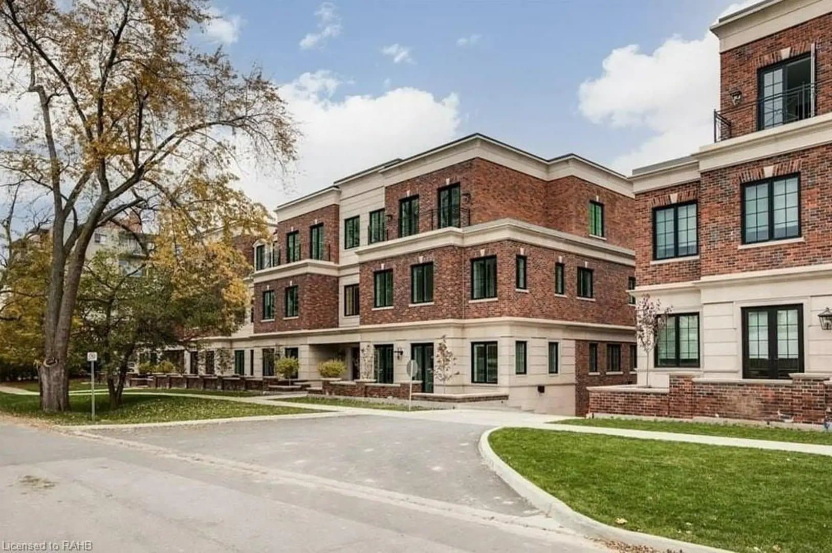 331 Sheddon Condos - Image 3