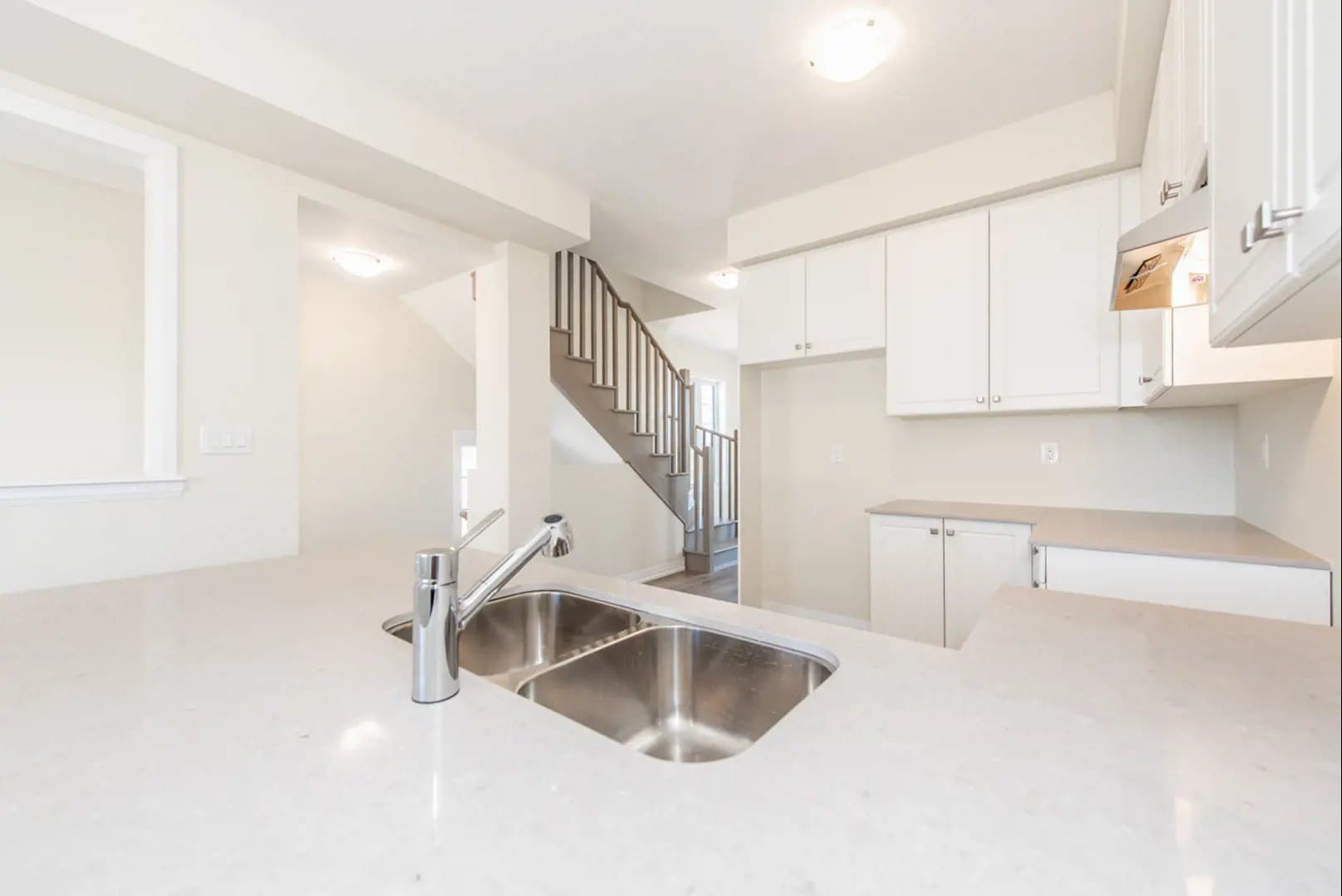 Empire Lush Towns - Image 17