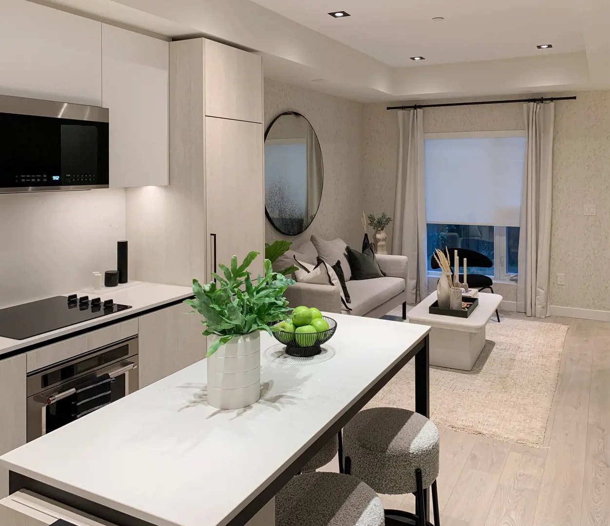 Stella 2 Condos - Image 4