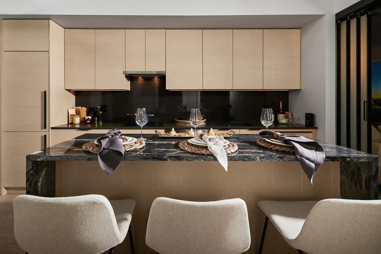 Oku Condos - Image 16