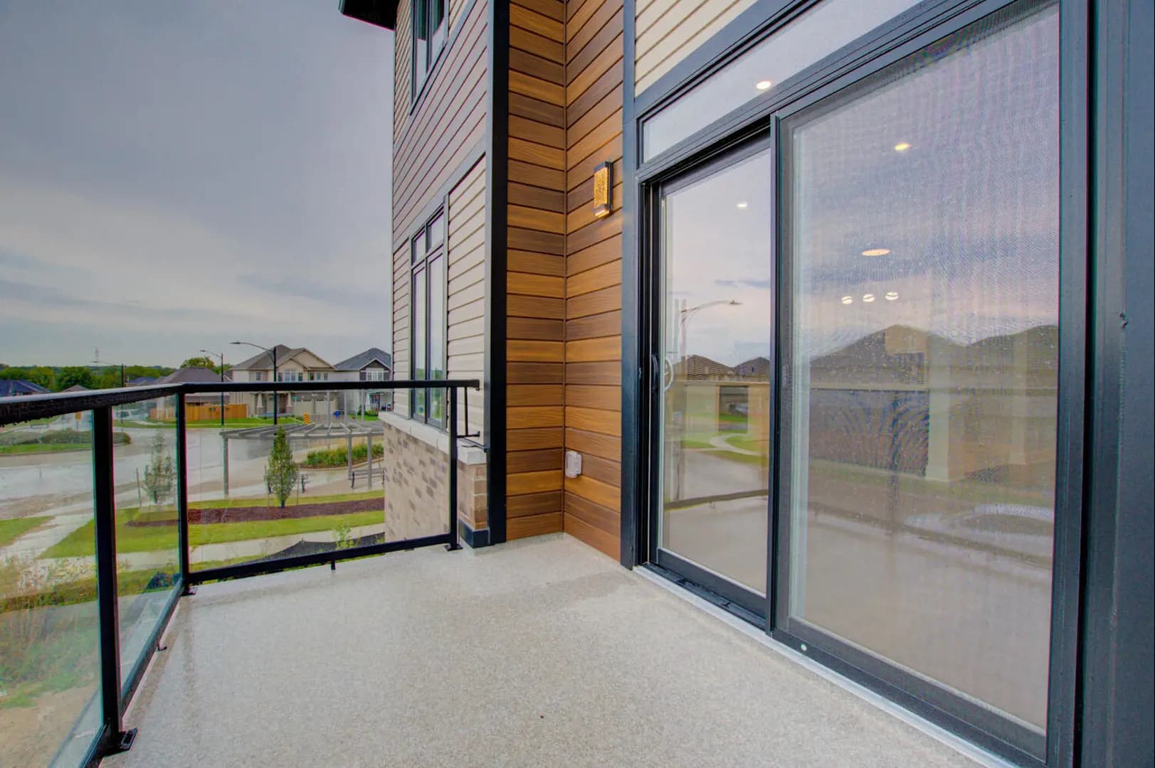 Walnut Vista Towns - Image 3