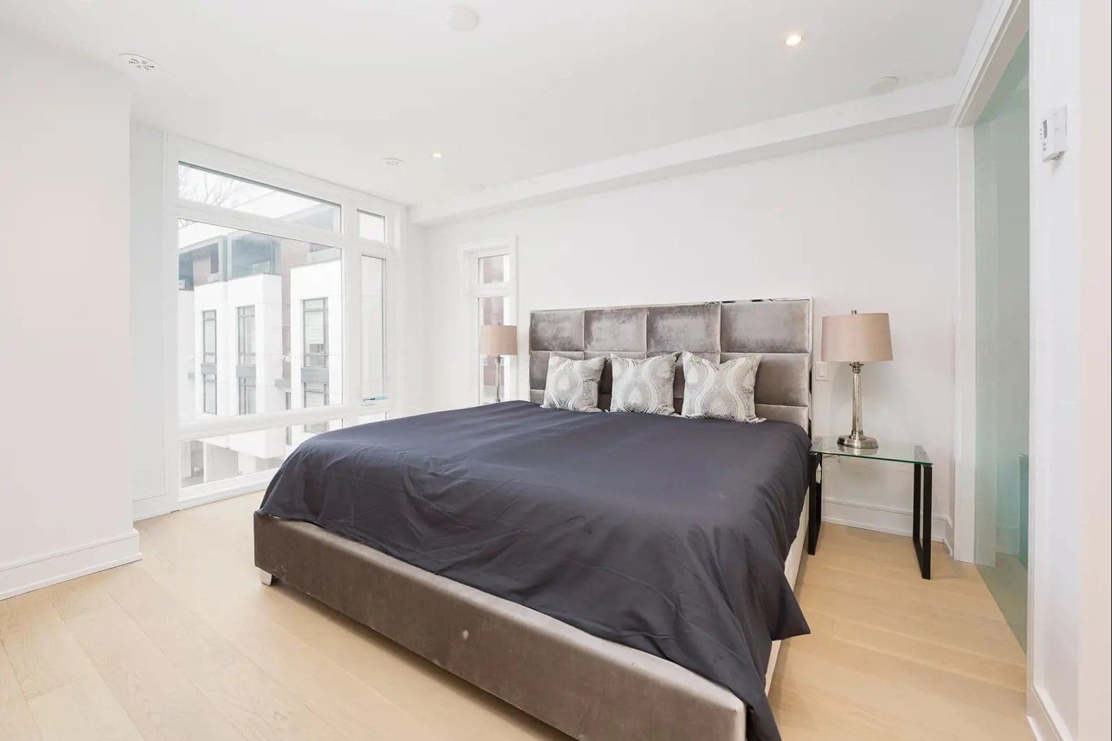 Croft & Hill Towns - Image 14