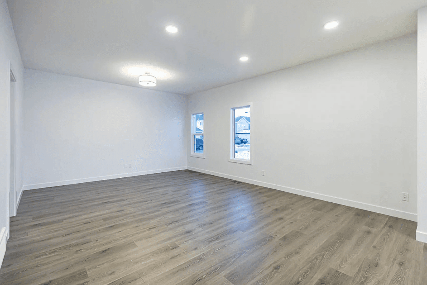 Chappelle Gardens by Daytona Homes - Image 21