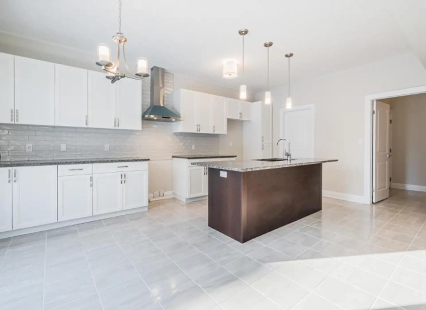 Vista Hills Towns - Image 23