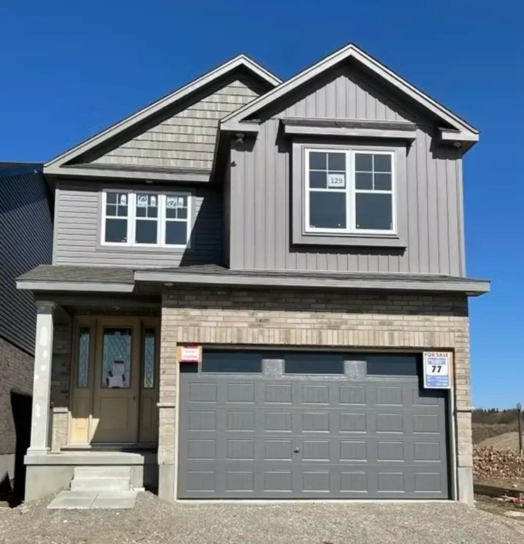 Explorers Walk Homes