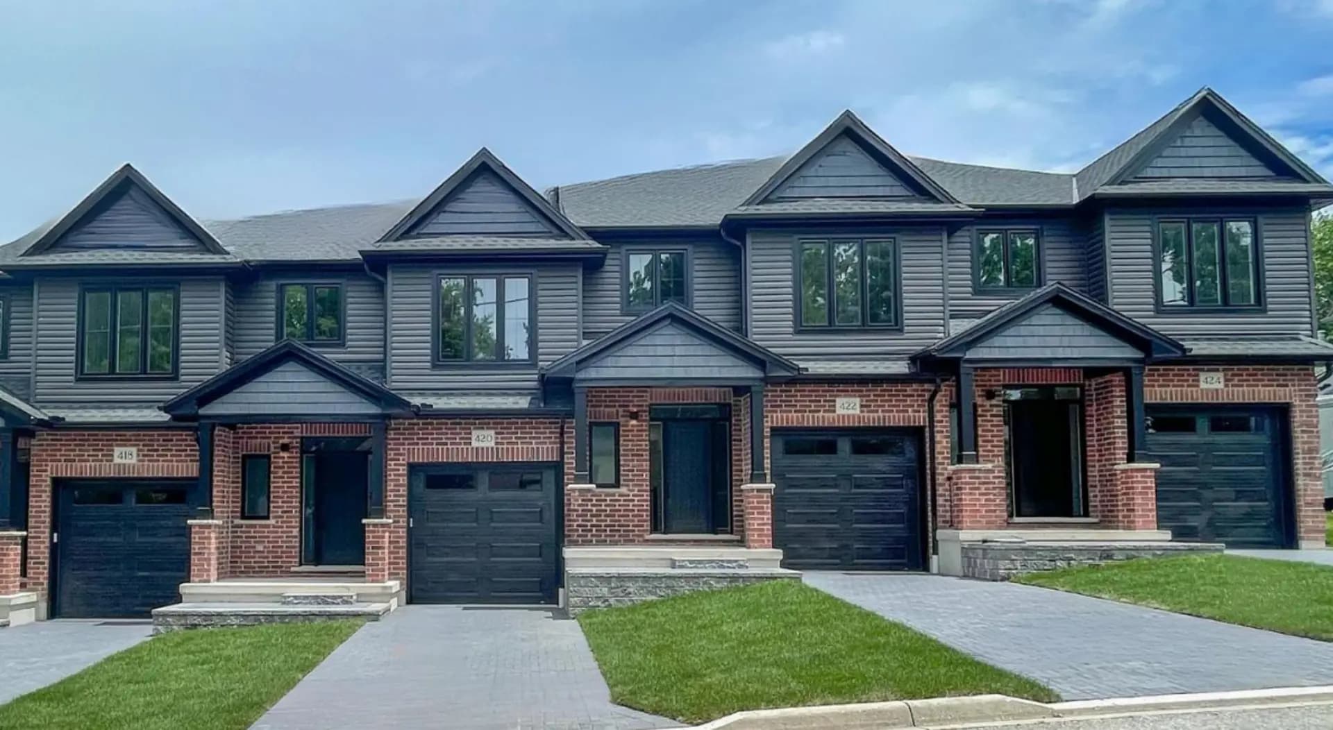 Old Wonderland Towns - Image 2